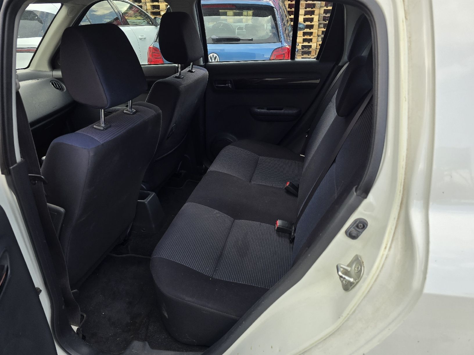 Suzuki Autos: Suzuki Swift 1.3 4WD – D'occasion à Rümlang par garmian 7