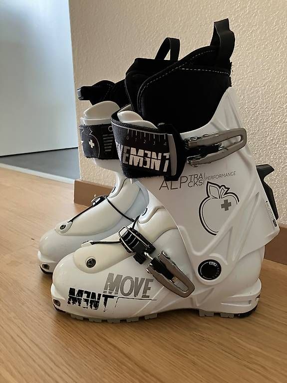 Movement Chaussures hommes: Skitourenschuhe Movement, Gr. 23.5 – D'occasion à Zollikerberg par Glutz