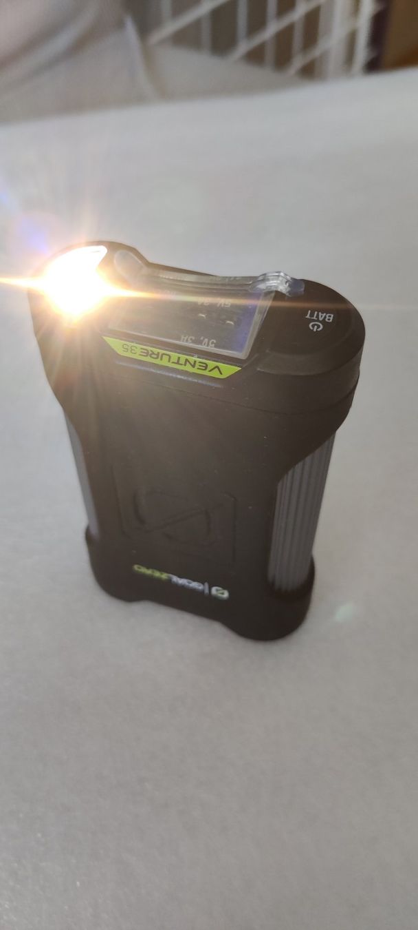 Goal Zero Accus: Goal Zero Venture 35 Powerbank – D'occasion à Zürich par sendbad 3