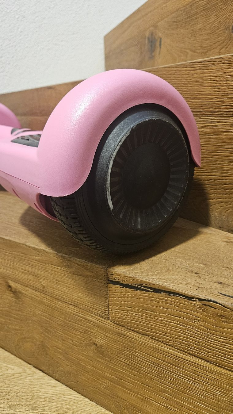 Hoverboard: Chic Smart Hoverboard pink mit Ladegerät – Usato da Rickenbach LU venduto da tramonto5 4