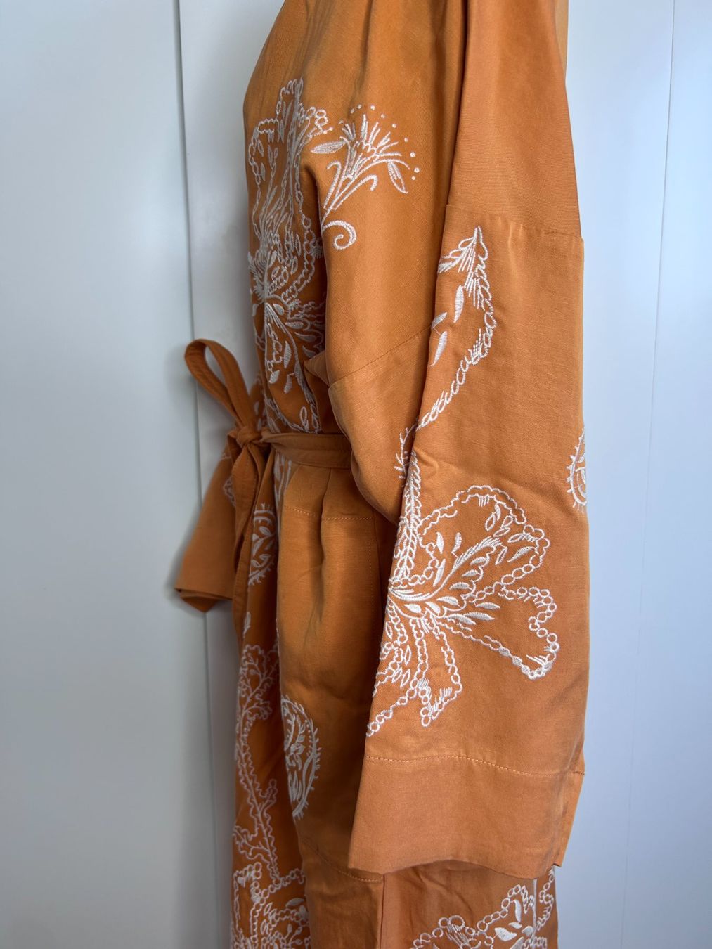 Kimono: H&M Premium Selection Embroidered Robe – Nuovo (secondo la descrizione) da St. Gallen venduto da look-twice 5