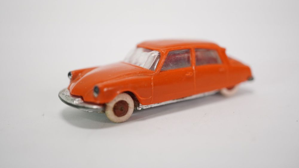 MIGNON Cute RARE TOP ! NOREV 1:86 RENAULT 4L - NON LESTEE Not Lested