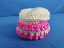 Herzige Baby-Strickkappe (newborn) - VIERZACK