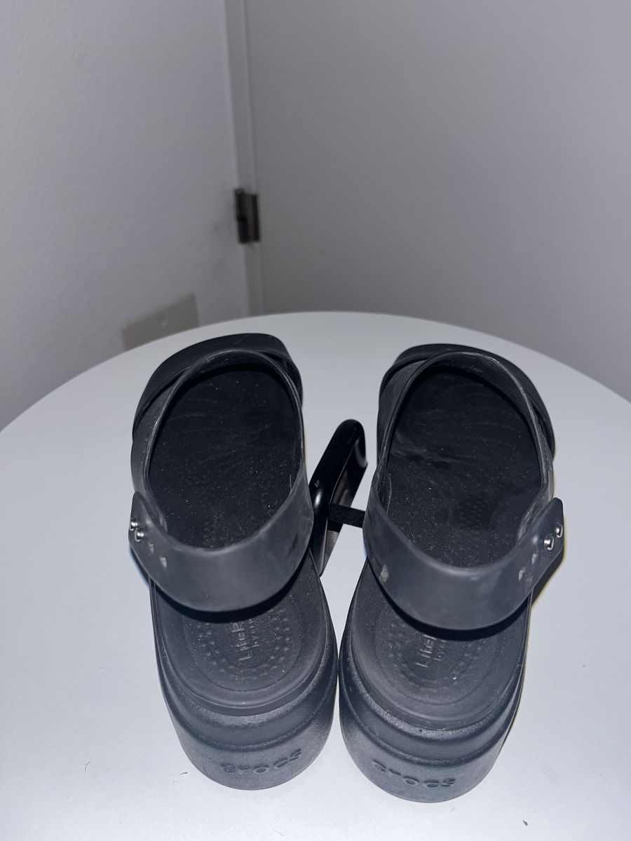 Crocs Scarpe da donna: Schwarze Crocs Sandalen, Grösse 36 – Usato da Bern venduto da Zoee.pg 3