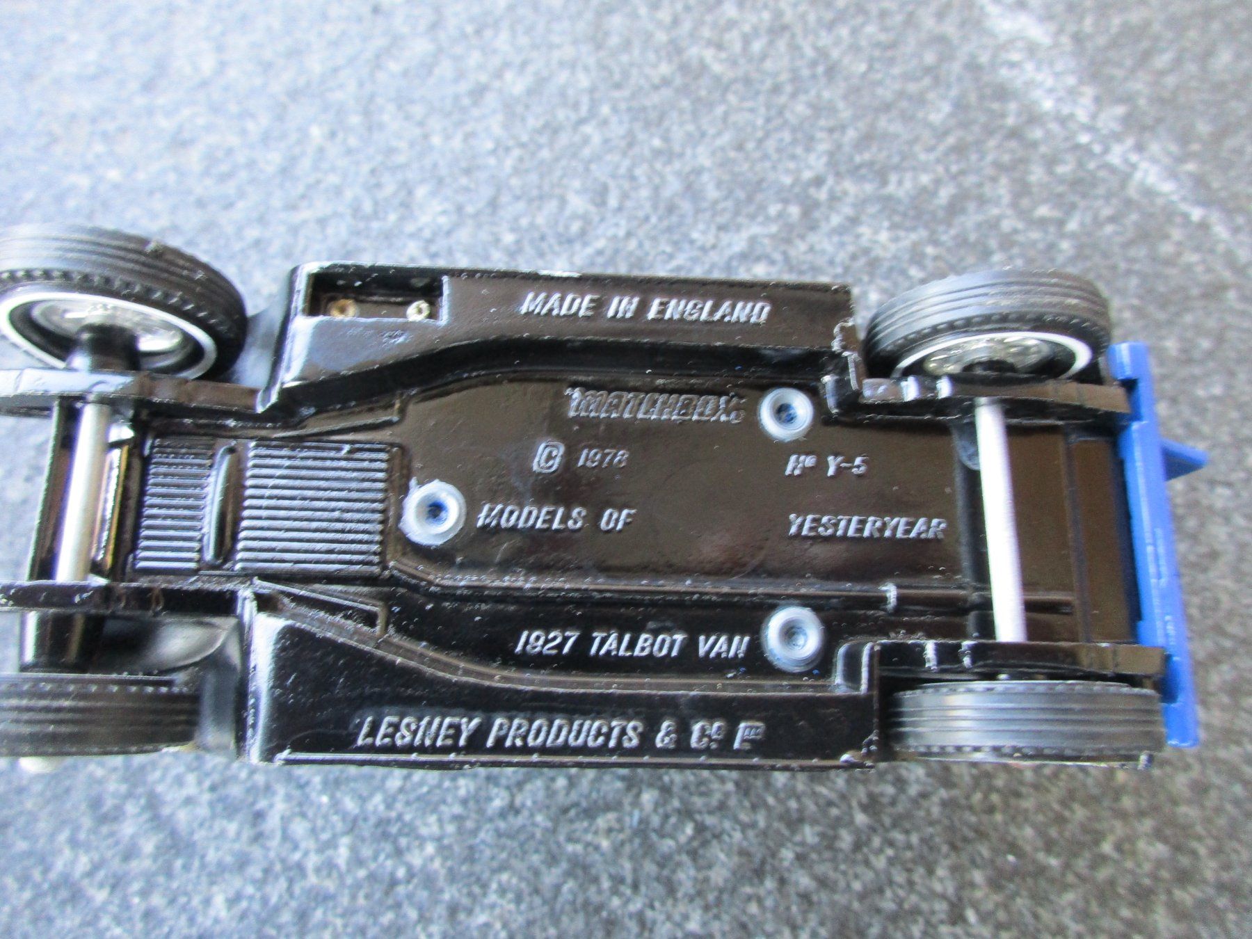 Voitures modèles: Diverse Blech Auto , Modell  1 : 46 – D'occasion à Frick par Schweinchen1965 2