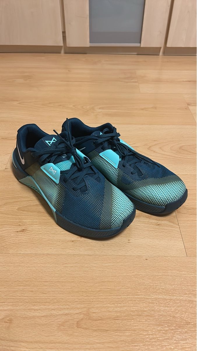 Nike Scarpe da uomo: Chaussures Nike Metcon 10 Taille 42 – Nuovo (secondo la descrizione) da la chaux-de-fonds venduto da swann88