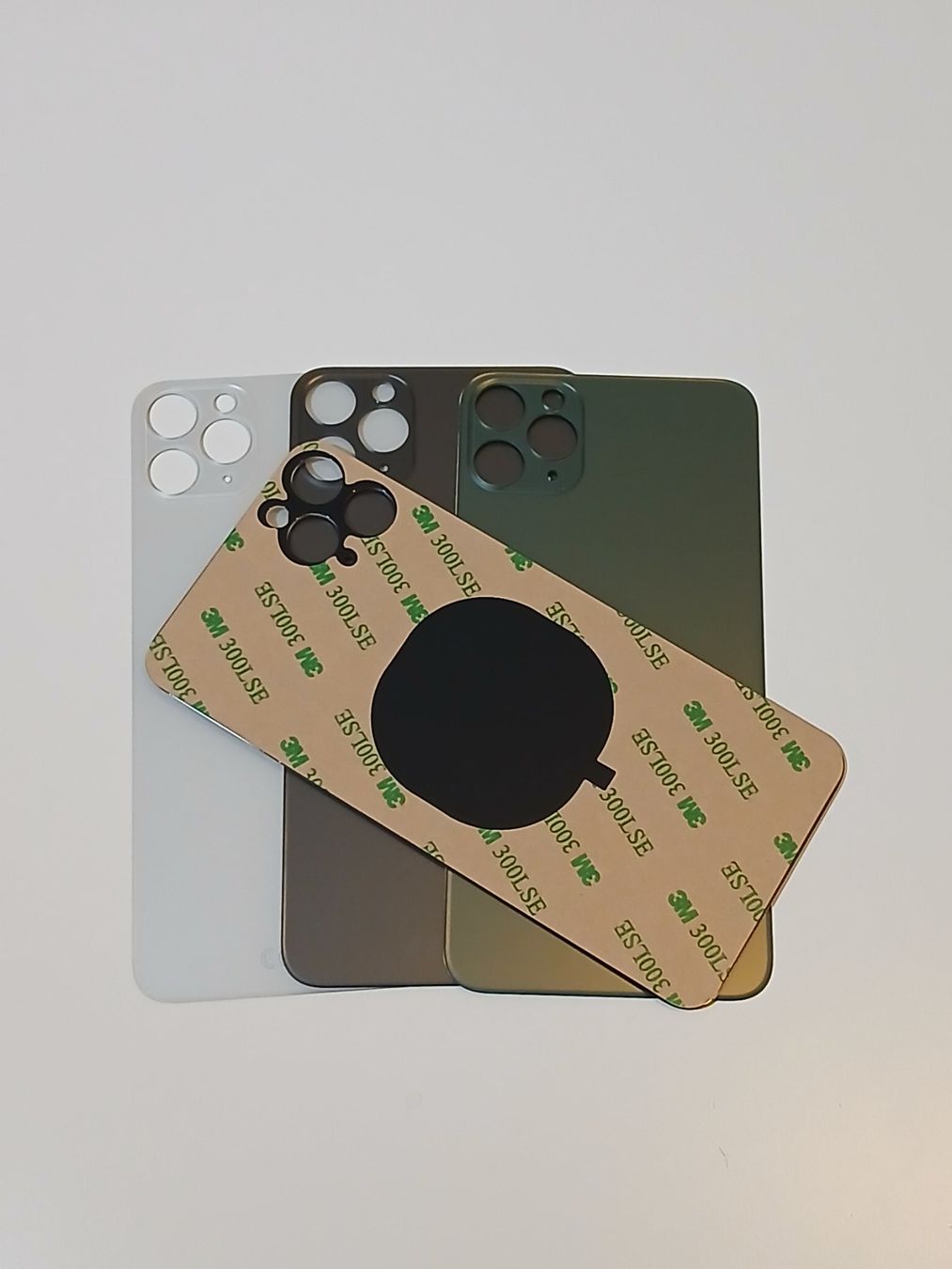 Apple Cover & Protezioni schermo: Coque arrière Iphone 11 Pro Max – Nuovo e nell'imballaggio originale da Leukerbad venduto da wor_sf98 1