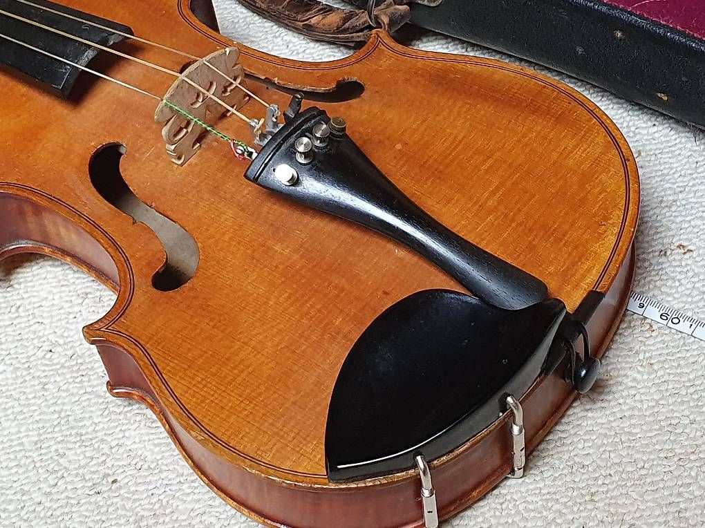Musikinstrumente: Violine 60cm Lang – Gebraucht aus Schwyz von Marhin 2