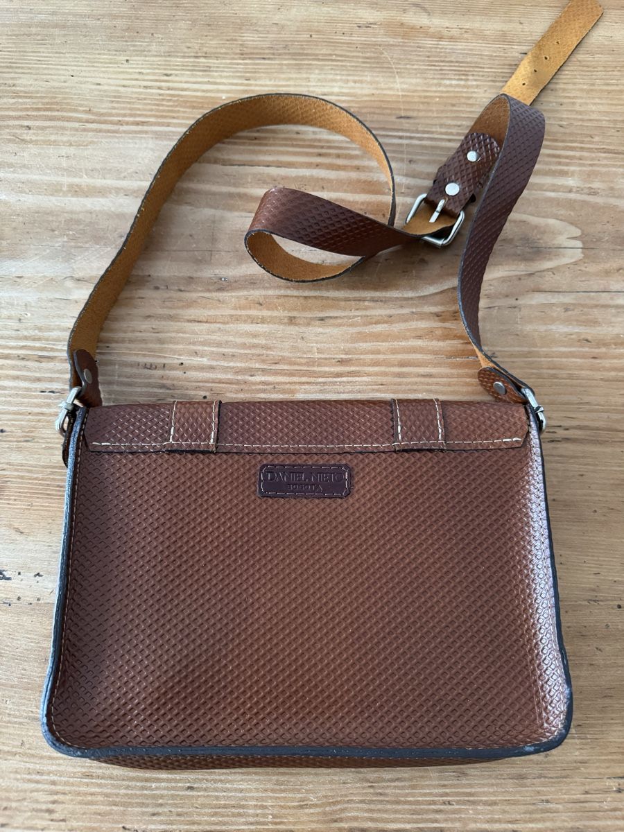 Taschen für Damen: Braune Lederhandtasche (handmade) – Neu (gemäss Beschreibung) aus Zürich von Elles93 3