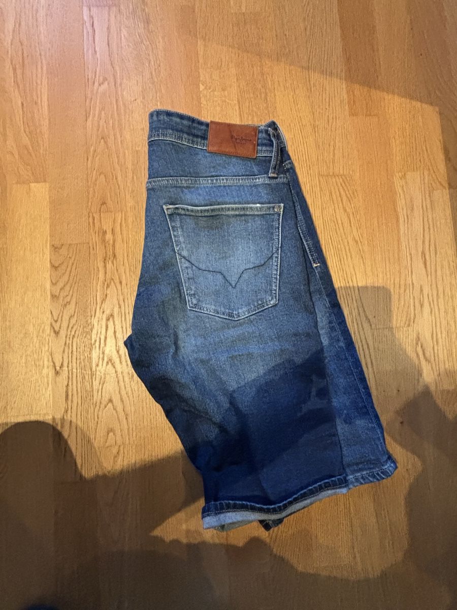 Pepe Jeans Jeans: Pepe Jeans Shorts – Gebraucht aus Zürich von Miro28M 1
