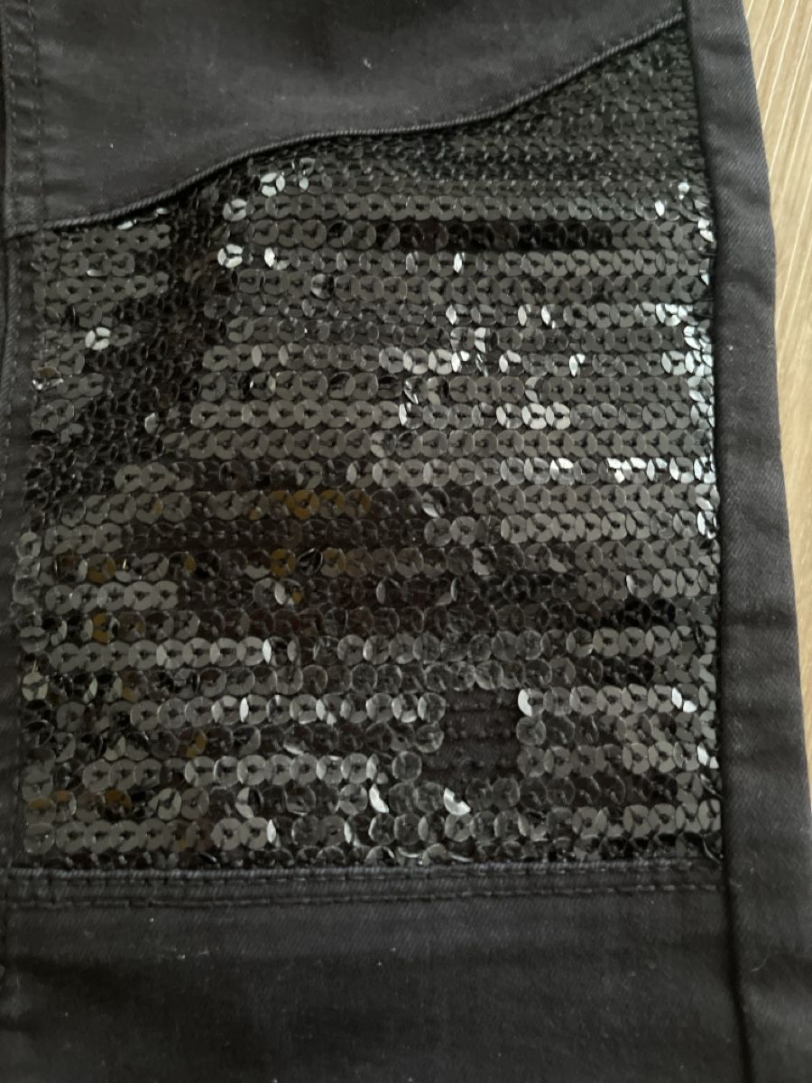 Lotti & Set di vestiti: Mädchen Kleiderpaket Gr. 140 – Usato da Herrenhof venduto da Einkaufswagen01 2