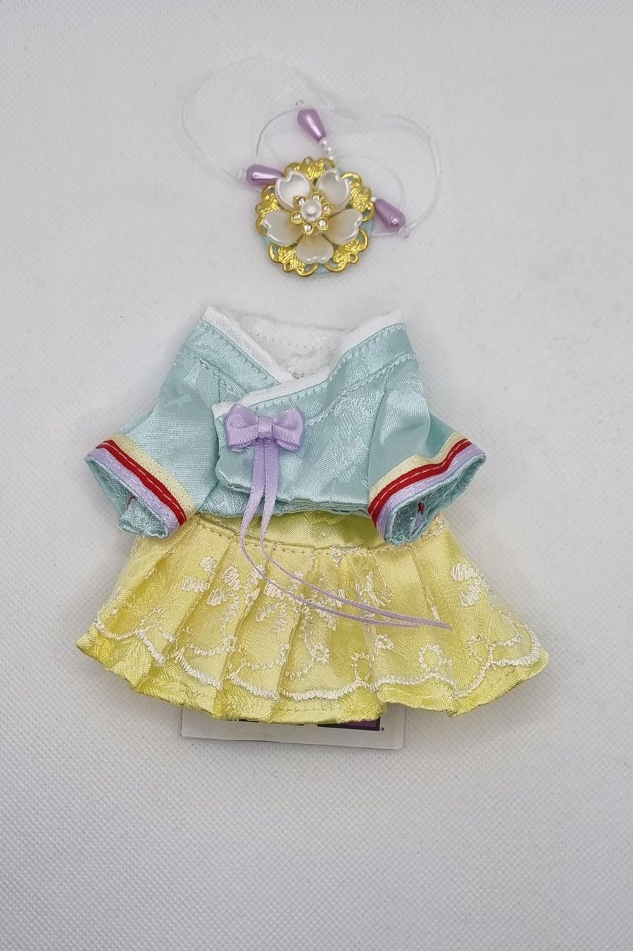 Bambole: Hanbok for The Monsters / Labubu V1, V2, V3 – Nuovo e nell'imballaggio originale da Vernayaz venduto da fnkochase
