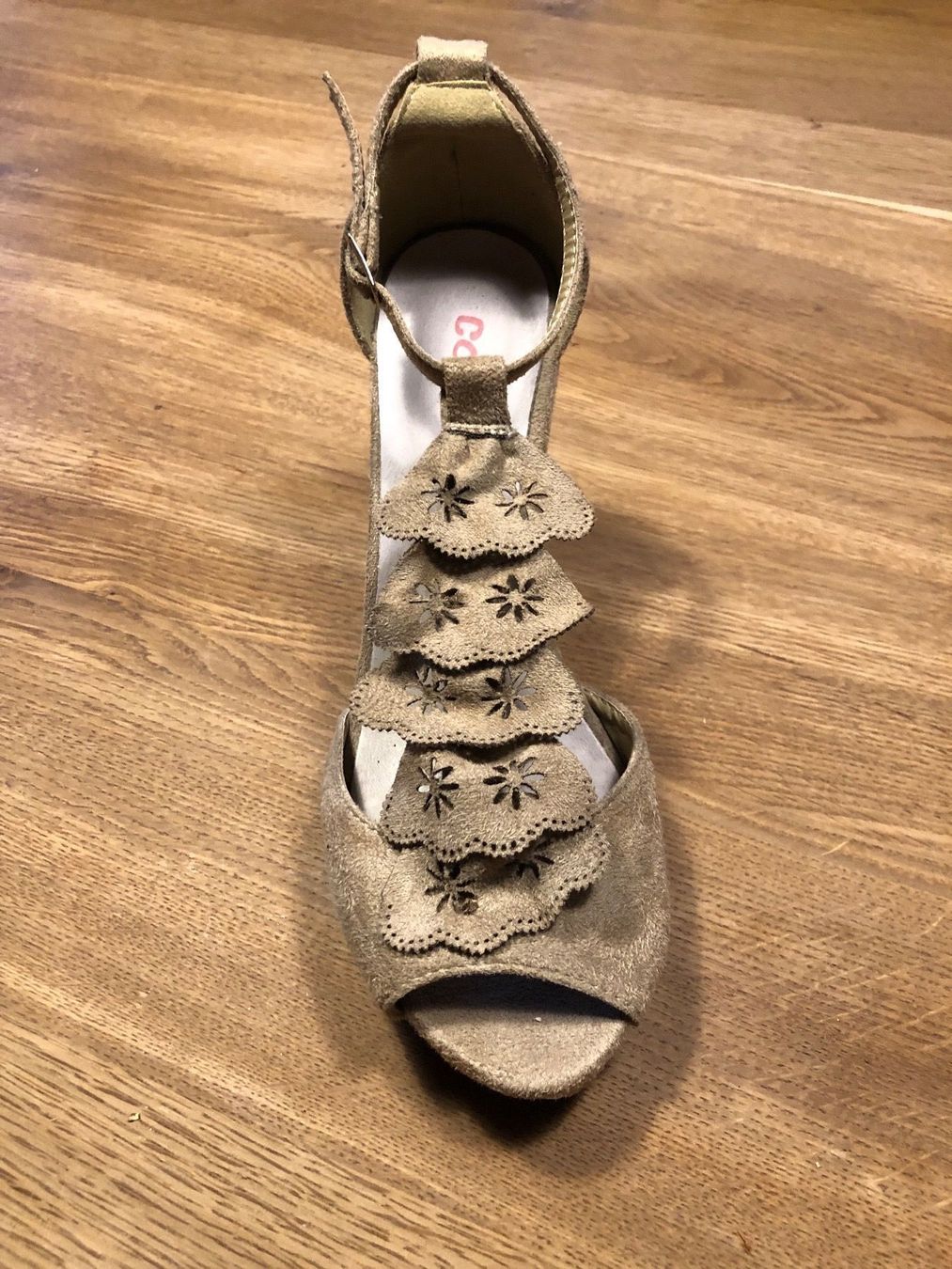 Scarpe da donna: Keilsandalette Gr. 38 – Usato da Rohr b. Olten venduto da -FaLu- 2