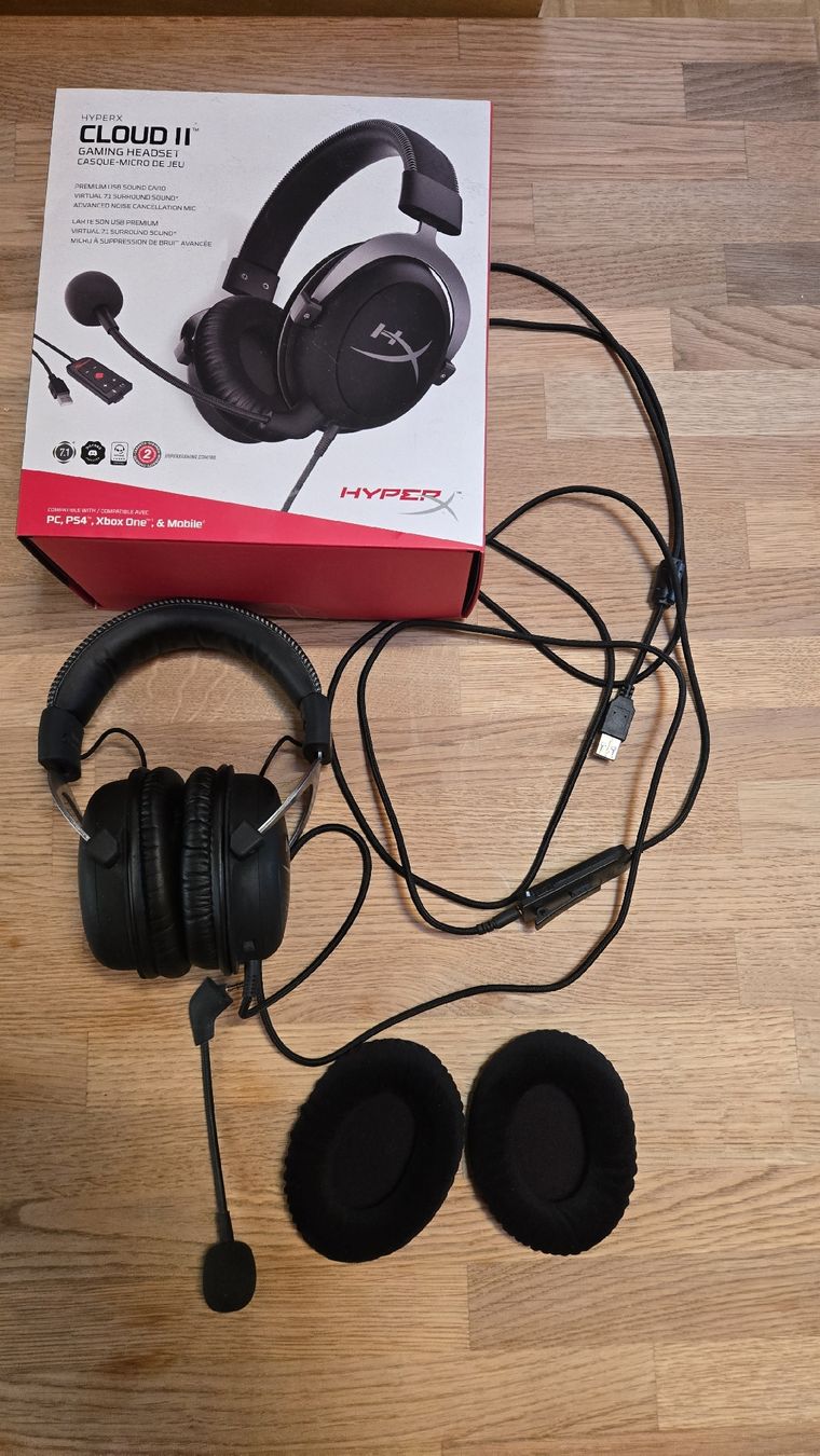 Hyperx Casques audio: HyperX Cloud II Gaming Headset schwarz gebraucht – D'occasion à Ausserferrera par Chuan