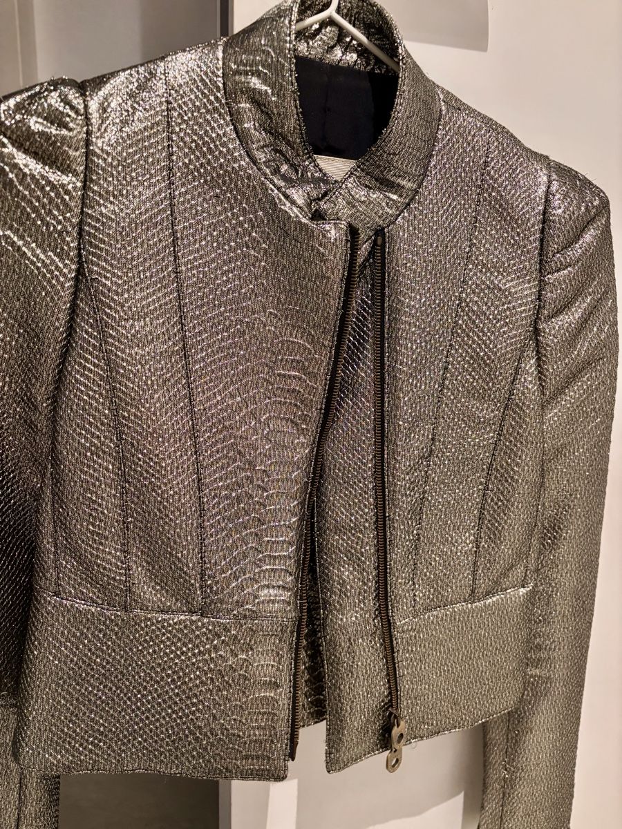 Giacche: Bally Metallic Silver Snakeskin Jacket IT36/US4 – Nuovo (secondo la descrizione) da Zürich venduto da Sonikasantos 5