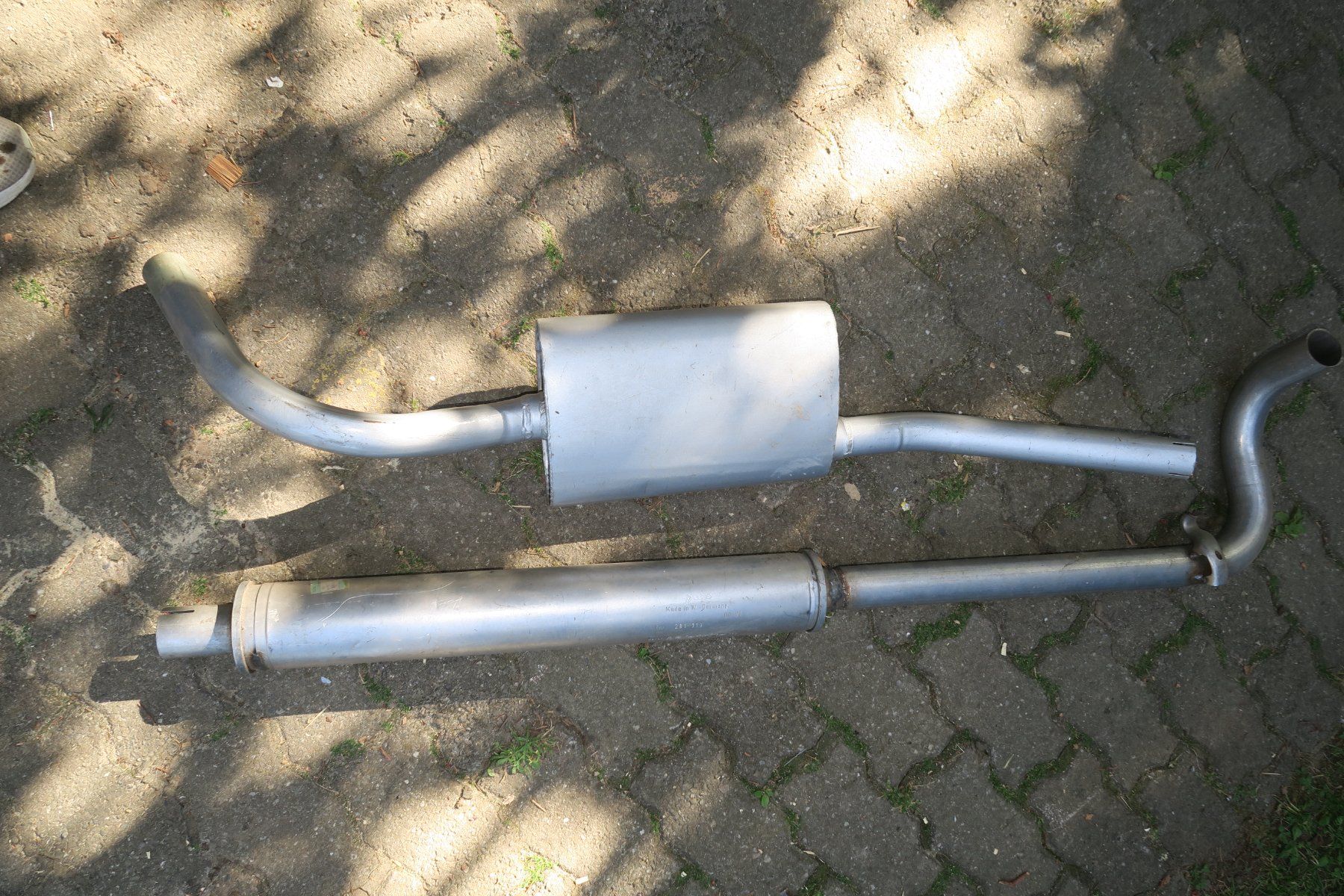 Volkswagen Sistemi di scarico: Auspuff wohl für einen VW  Siehe Bilder – Usato da Heimberg venduto da Heimberg2010