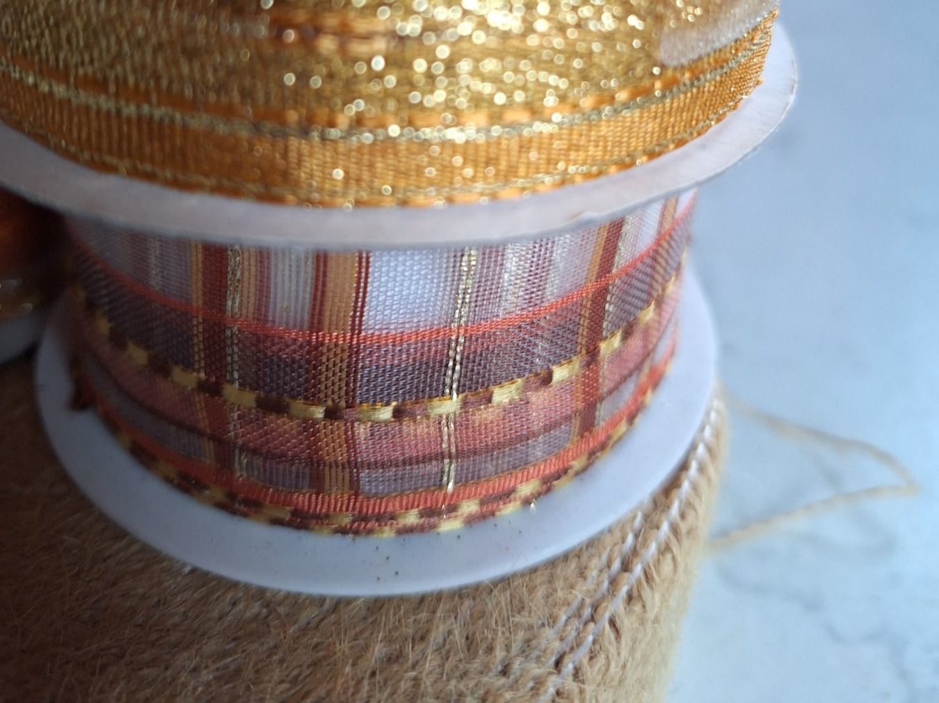 Nastri decorativi: 10 ROLLEN WEIHNACHTSBAND  GESCHENKBAND – Nuovo (secondo la descrizione) da Huttwil venduto da Kunterbuntli 3