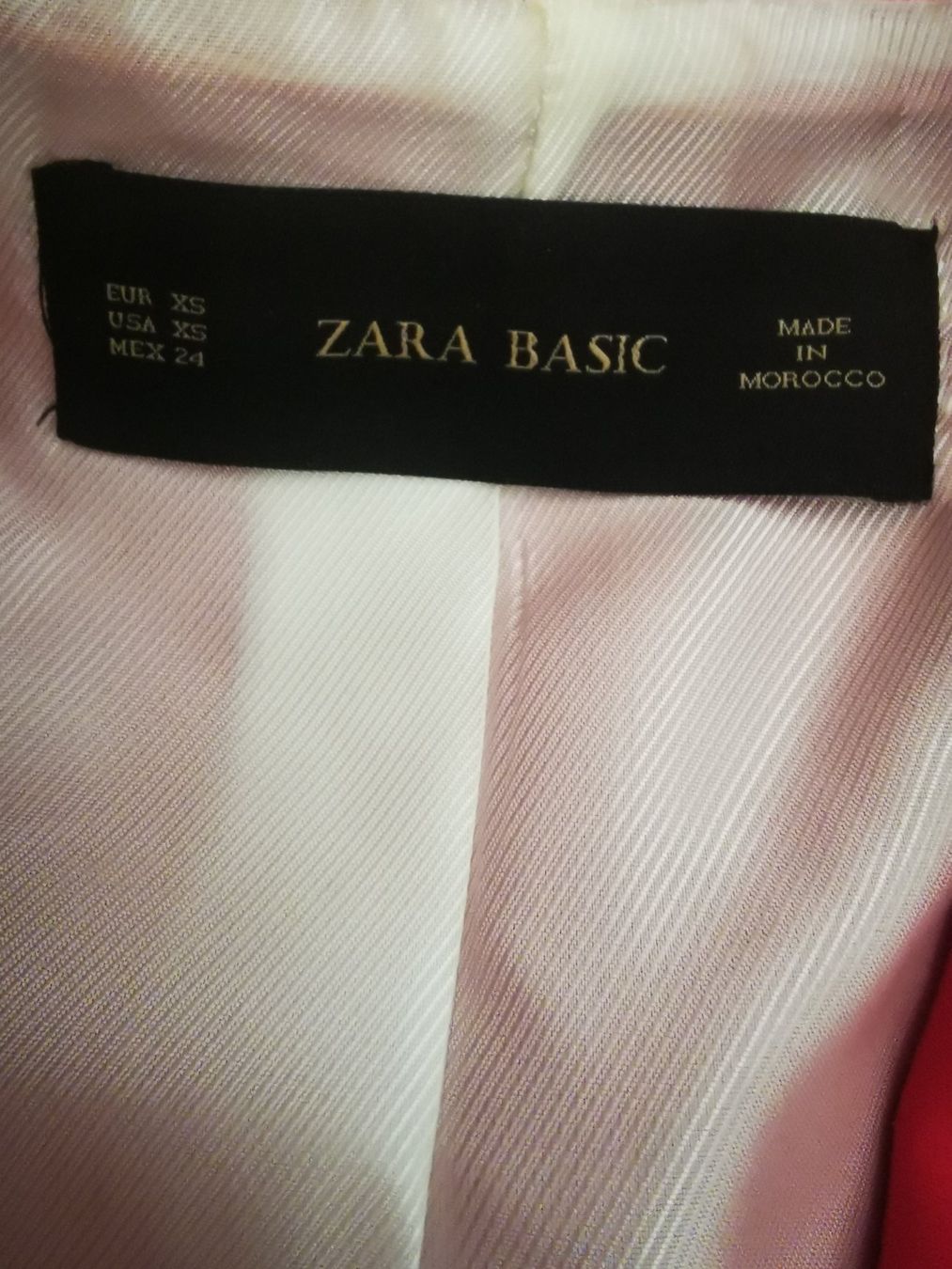 Zara Completi & Tailleur: Purple Blazer von Zara Basic, Grösse XS – Usato da Niedergösgen venduto da lil_s6k8 4
