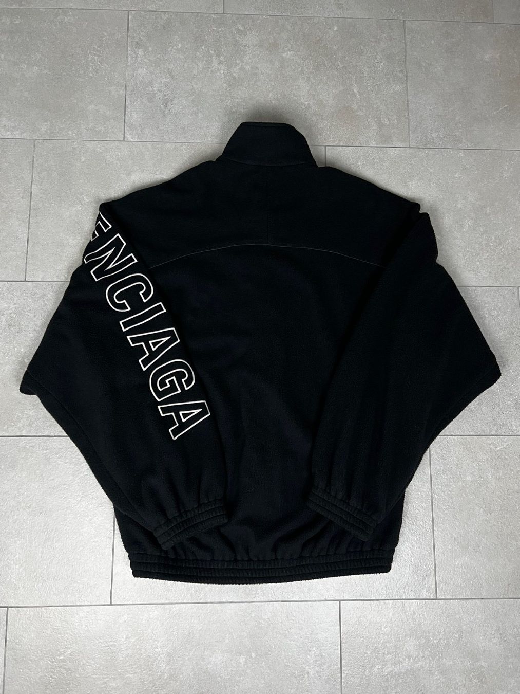 Balenciaga Giacche: Balenciaga Fleece Logo Jacket – Usato da Biel/Bienne venduto da sami0788480082 2