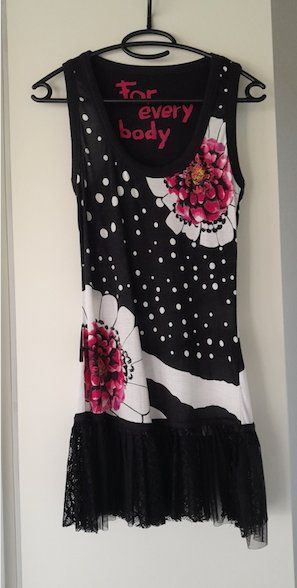 ROBE - DESIGUAL - sans Manche - SIZE S - VESTIDO