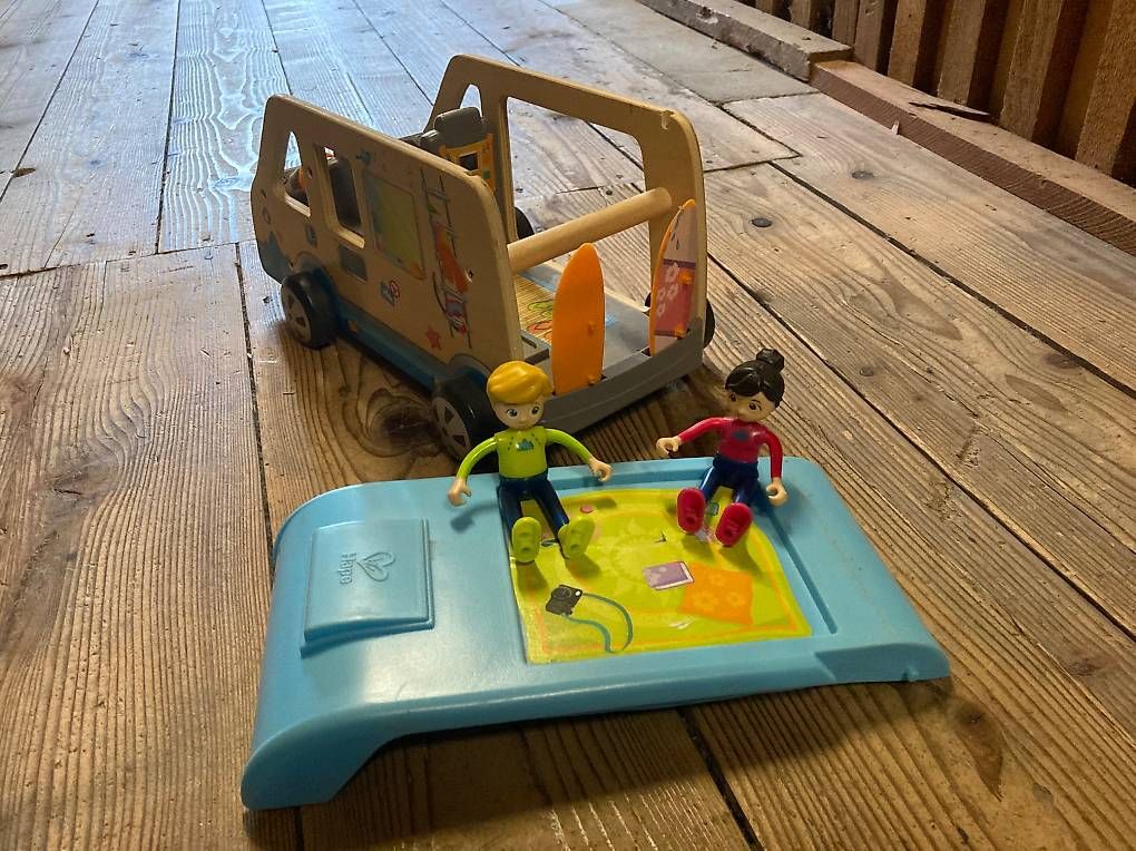 Hape Jouets: Holzcamper von Hape – D'occasion à Luzern par sira.studer 2