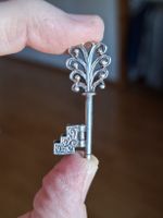 Antiker Schlüssel Silber 800 Anhänger, key to my heart