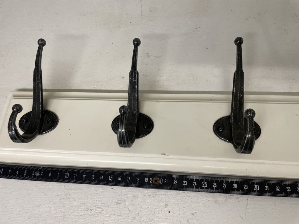 3 Haken Wandgarderobe Shabby Chic (Gebraucht) in Belp für CHF 19 - mit