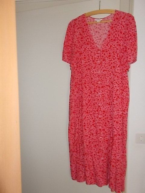 Vestiti: Kleid Monkl Gr.M (40) – Usato da Chexbres venduto da indi03