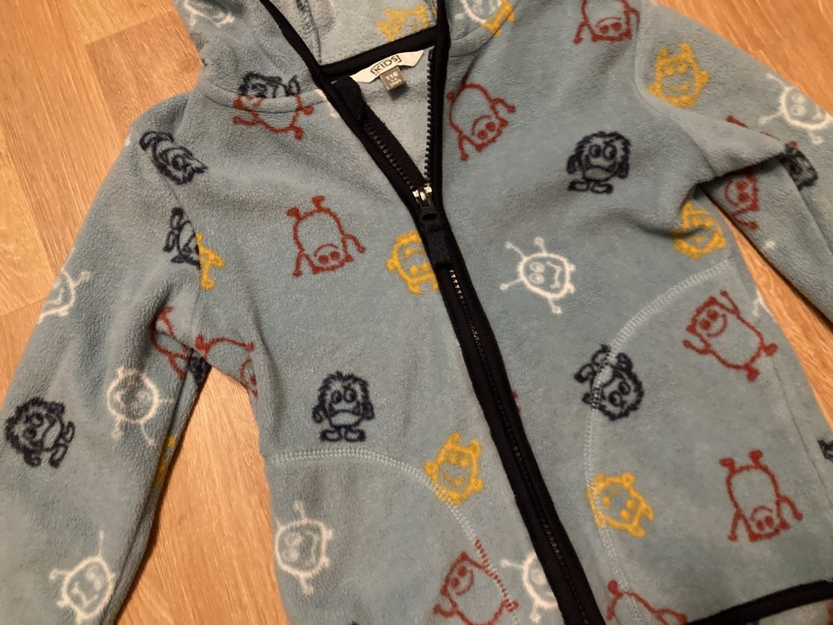 Jacken & Mäntel: Fleecejacke Gr. 116 – Gebraucht aus Emmenbrücke von JJ_89 1
