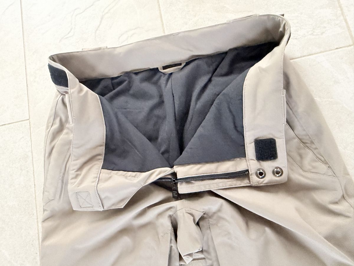 Dope Pantaloni: Dope Damen Skihose Gr. L – Usato da Brüttisellen venduto da Ayersa 3