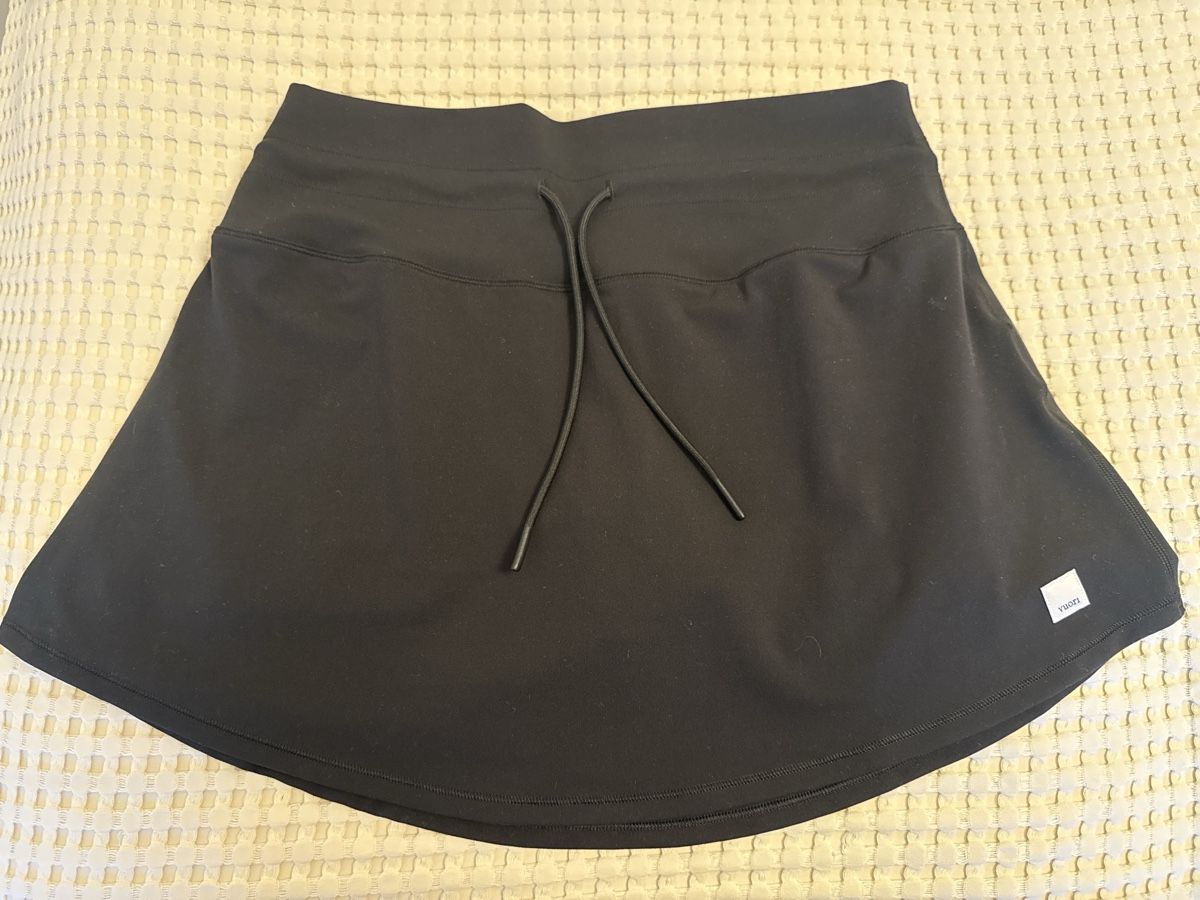 Gonne: Vuori active skirt – Nuovo (secondo la descrizione) da Zürich venduto da jbeauxarts