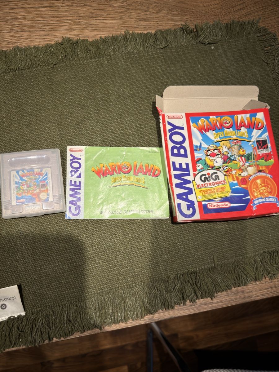 Nintendo Giochi: Game Boy Super Mario Land with Manual and Box – Usato da Bellinzona venduto da Andreea90