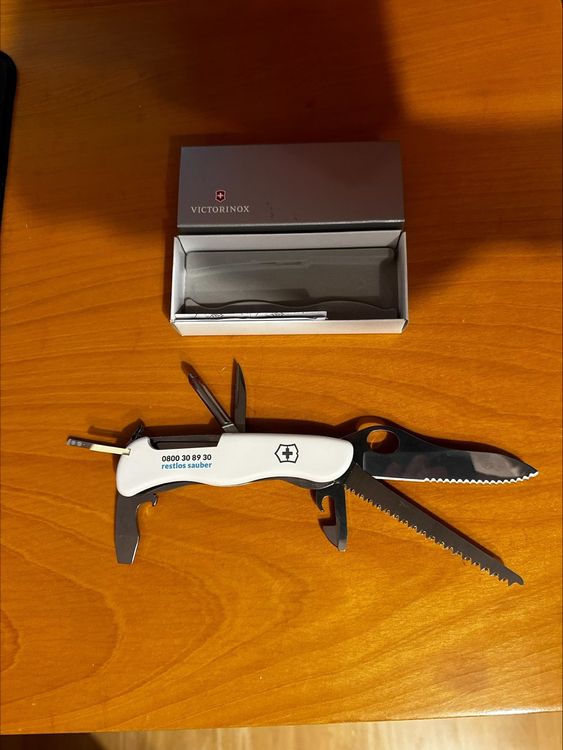 VICTORINOX Sackmesser Taschenmesser Schweizer Armee (Neu und ...