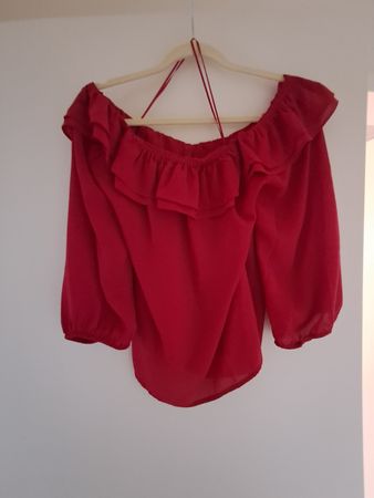 Banana Republic Haut rouge Bardot Volants Été Taille M