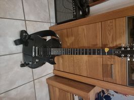 Guitare électrique, ampli, casque et accordeur 🤘🎸🎶
