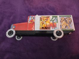 Camion Cirque Knie boite de Läckerli