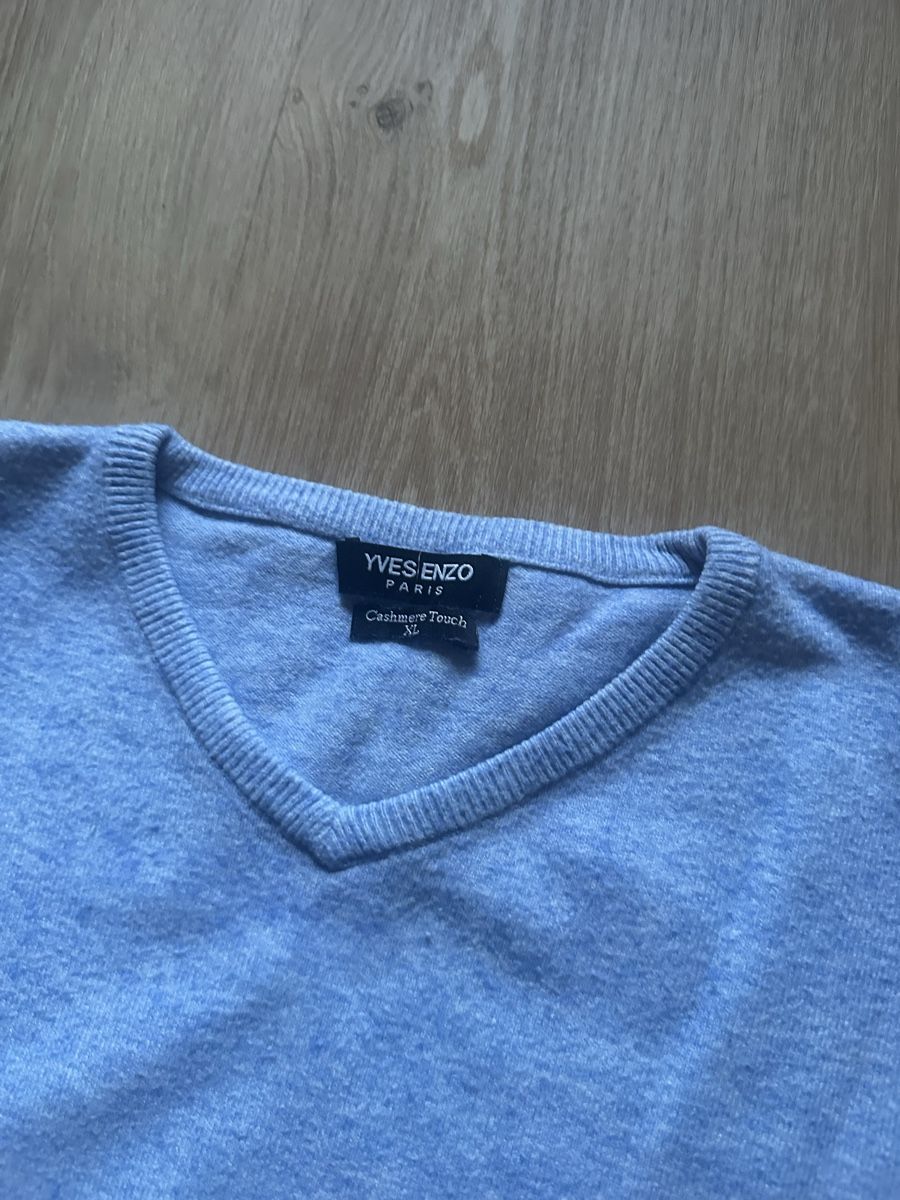 Pullover & Sweatshirts: Herren Pullover mit V-Ausschnitt von Yves Enzo Paris – Gebraucht aus Visperterminen von manunik 1
