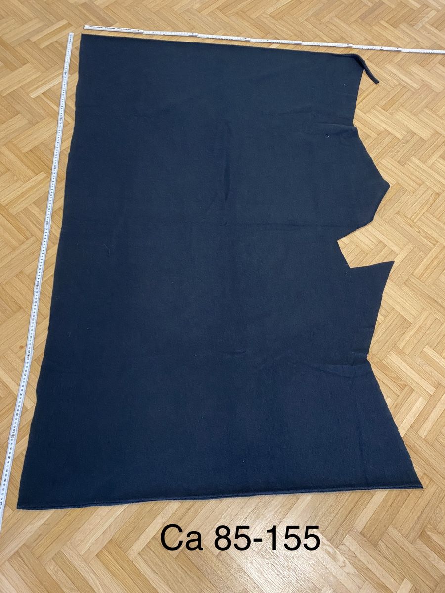 Tessuti: Fleece Stoff schwarz 85x155cm – Nuovo (secondo la descrizione) da Flawil venduto da sonnengeist 2