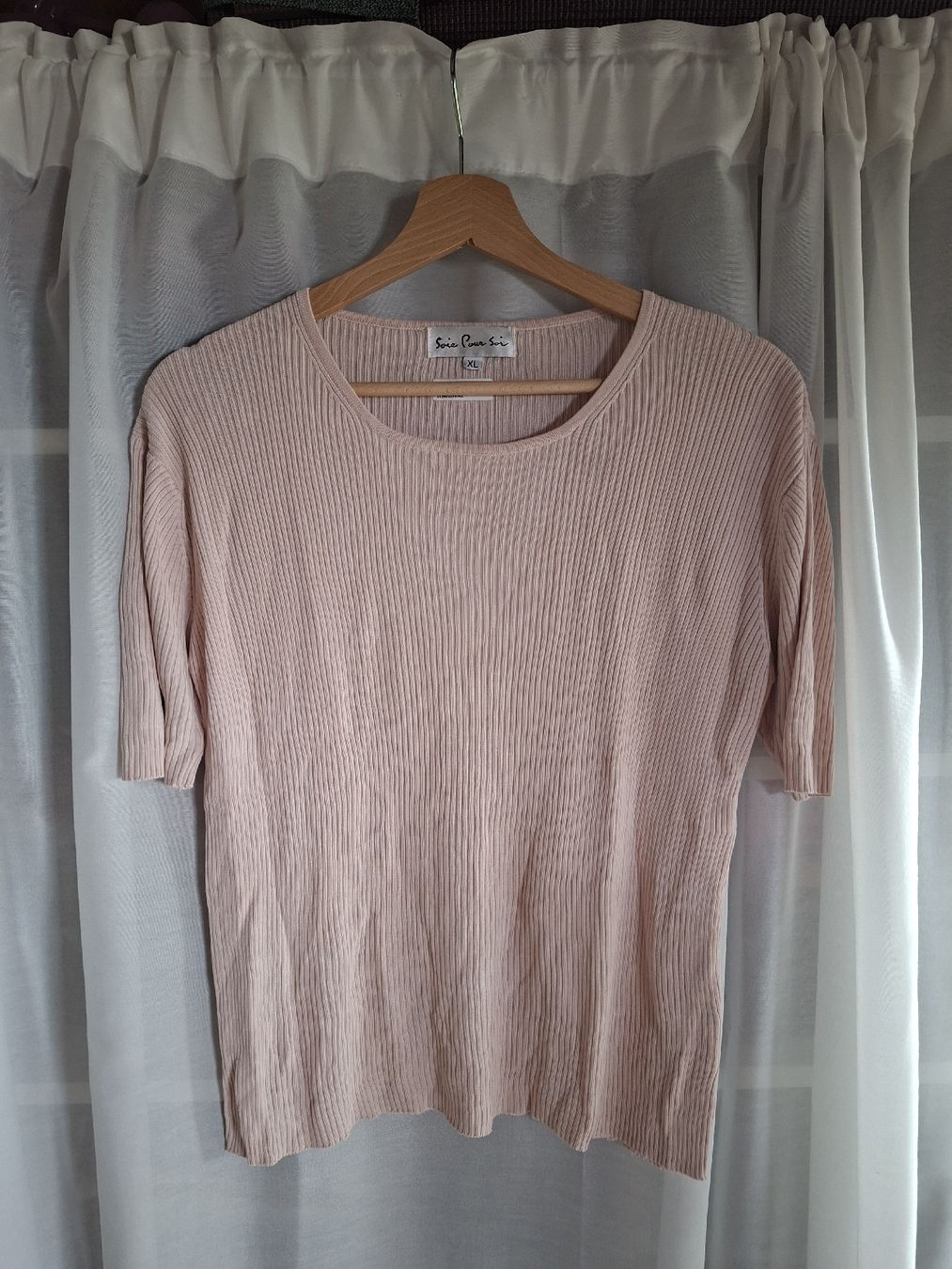 Tops: Top 100% soie - Taille L – Gebraucht aus Lausanne von Super-cerise