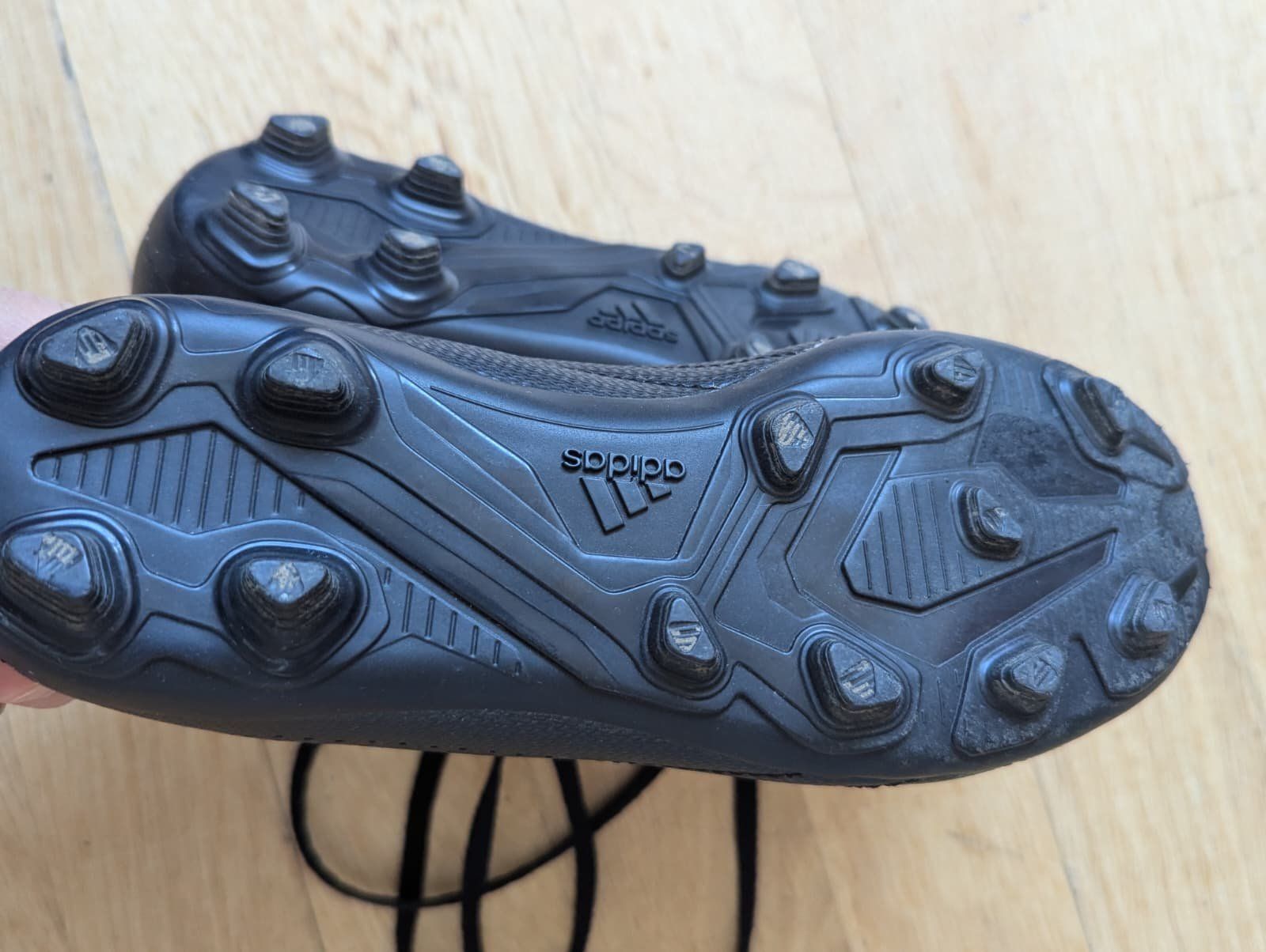 Adidas Scarpe per ragazzi: Fussballschuhe – Usato da Zug venduto da mia_yvt2 1