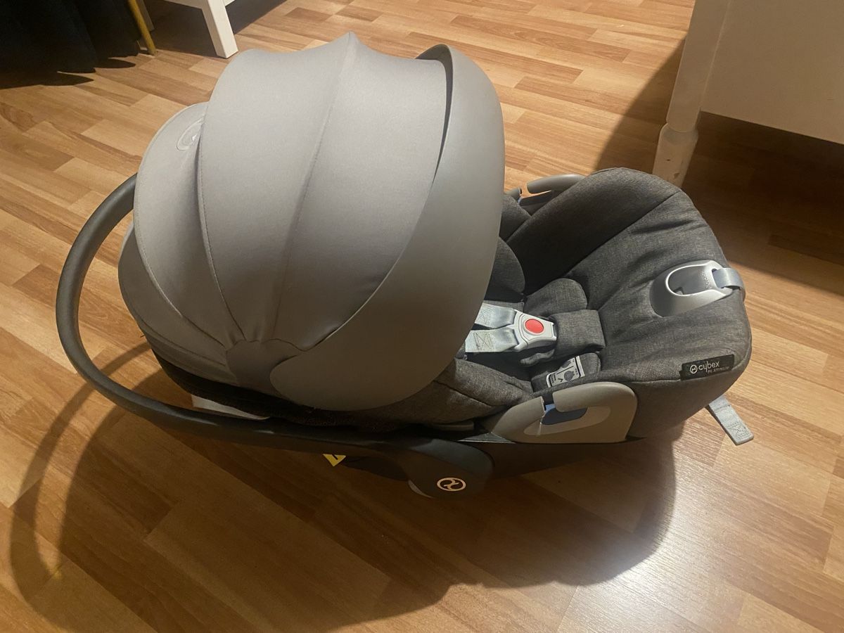 Cybex Auto-Kindersitze: Kinder-autositz Cybex Cloud Z i-size – Gebraucht aus Churwalden von Dovicovicka 1