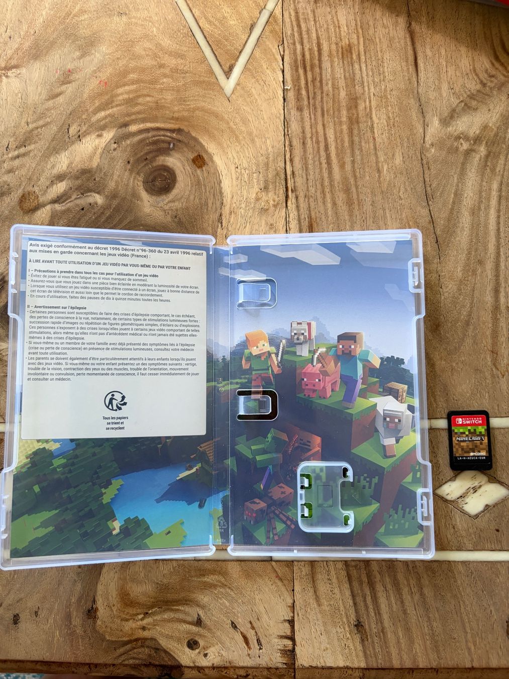 Nintendo Spiele: Minecraft Nintendo Switch Spiel – Gebraucht aus Oberweningen von Achille.3 3