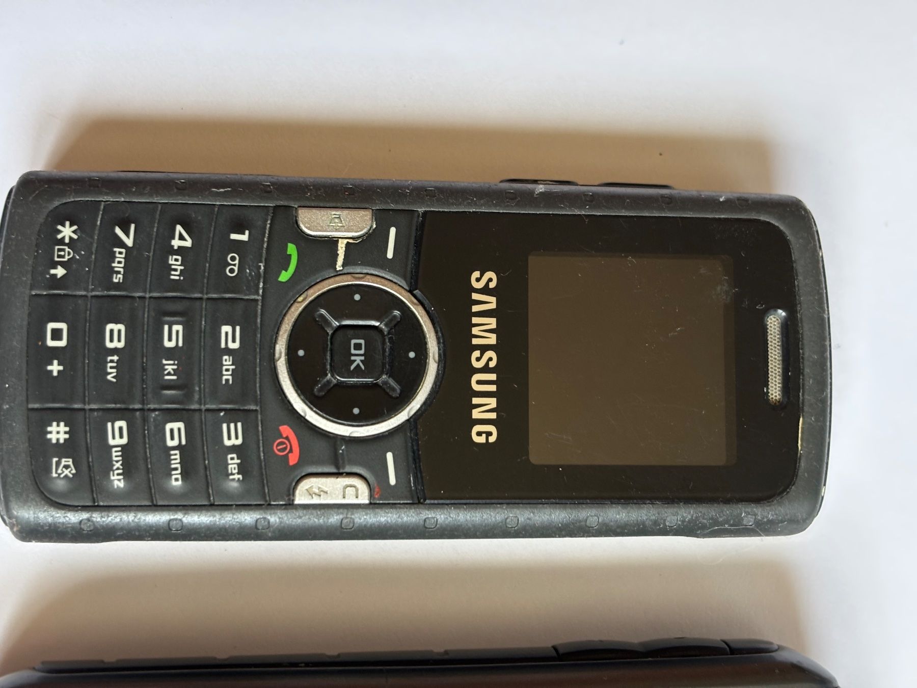 Samsung Handys / Smartphones: 3 alte Samsung Handys – Defekt aus Wangen b. Olten von oldies6 4