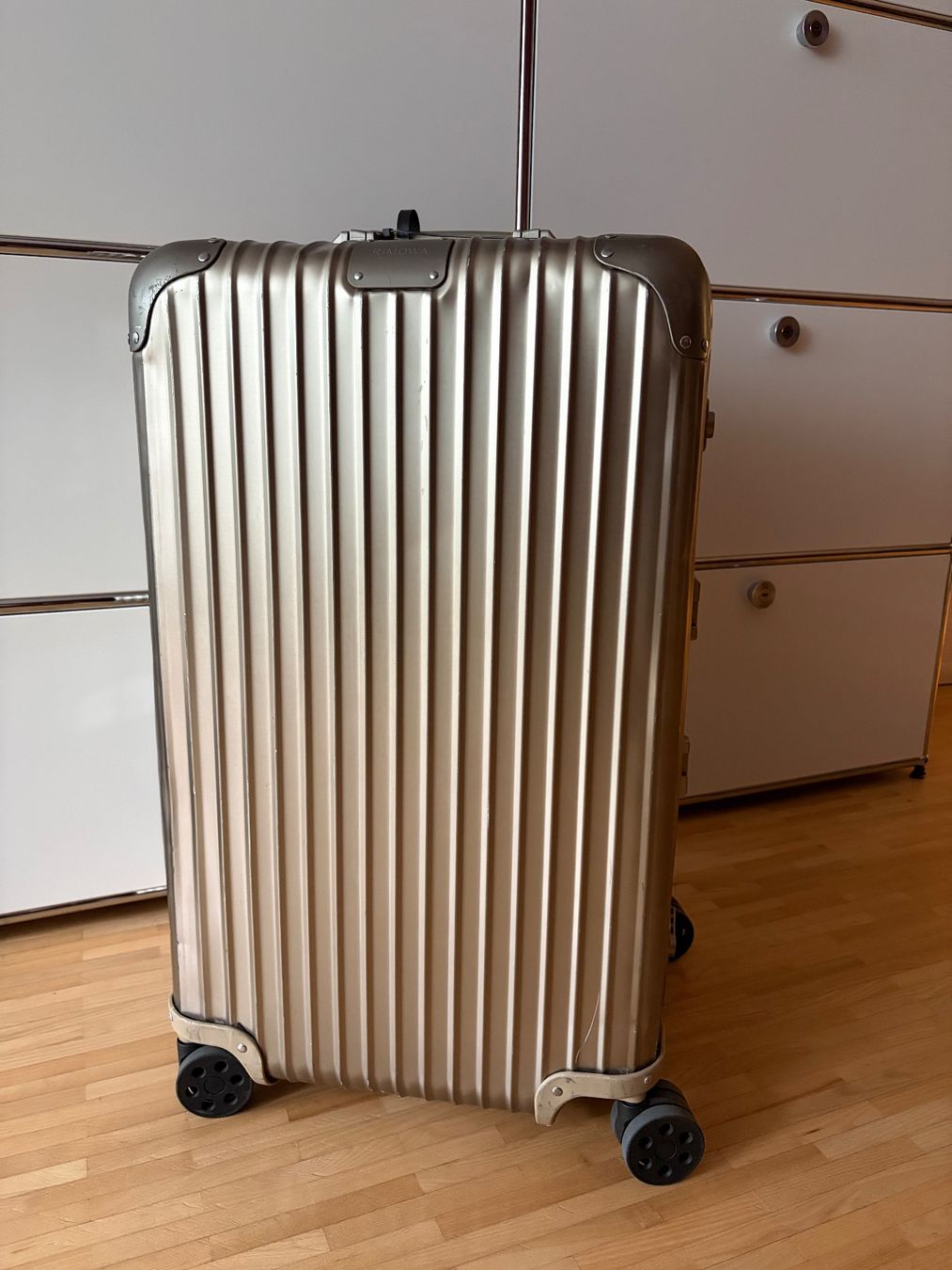 Rimowa Valigie: Rimowa Trunk luggage – Usato da Winterthur venduto da ivan12891 1
