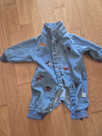 Baby Strampler Angou Jeans Optik Hunde Stickerei 66