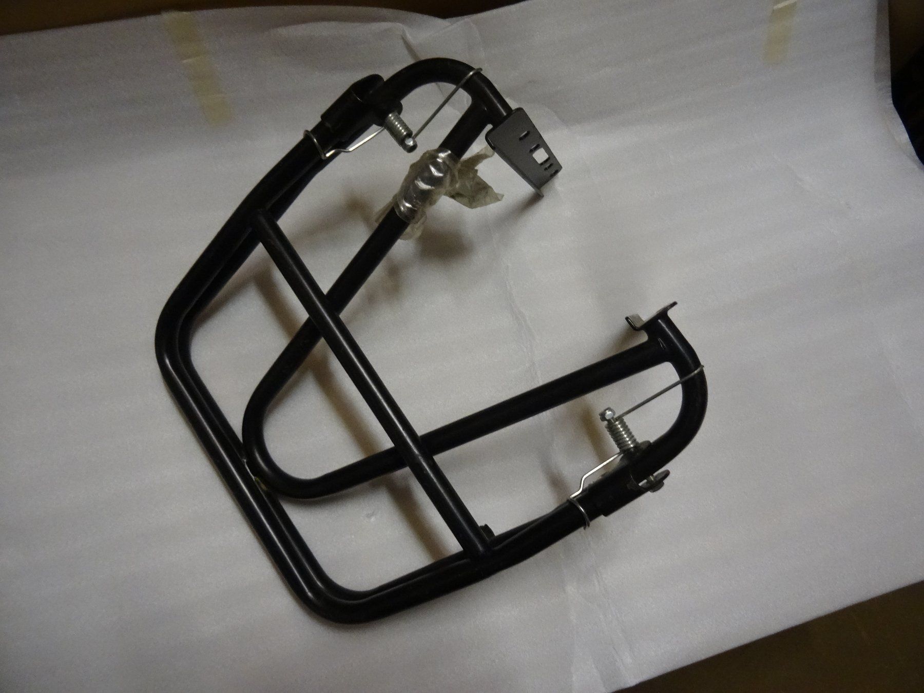 Vespa Tutti pezzi di ricambio per scooter: VESPA 125 Gepäckträger – Nuovo (secondo la descrizione) da Niederbipp venduto da mission55impossibile 1
