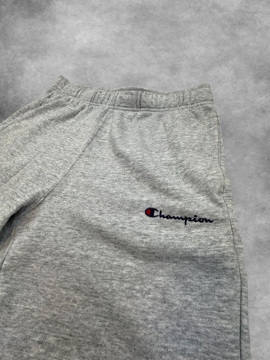 Champion Pantaloni: Champion sweatpants – Usato da Erlinsbach SO venduto da TogaResell 1