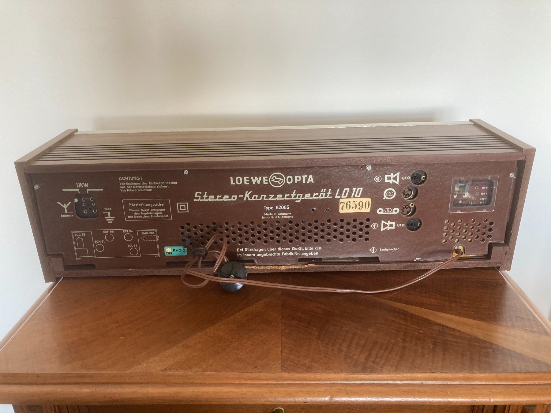 Loewe Radio: LOEWE OPTA Stereo Konzertgerät LO10 – Usato da Schaffhausen venduto da Stokar99 3