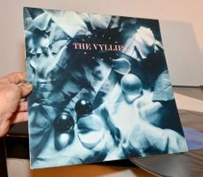 CH WAVE LP 1987 The Vyllies – Sacred Games VG+/VG++ gut