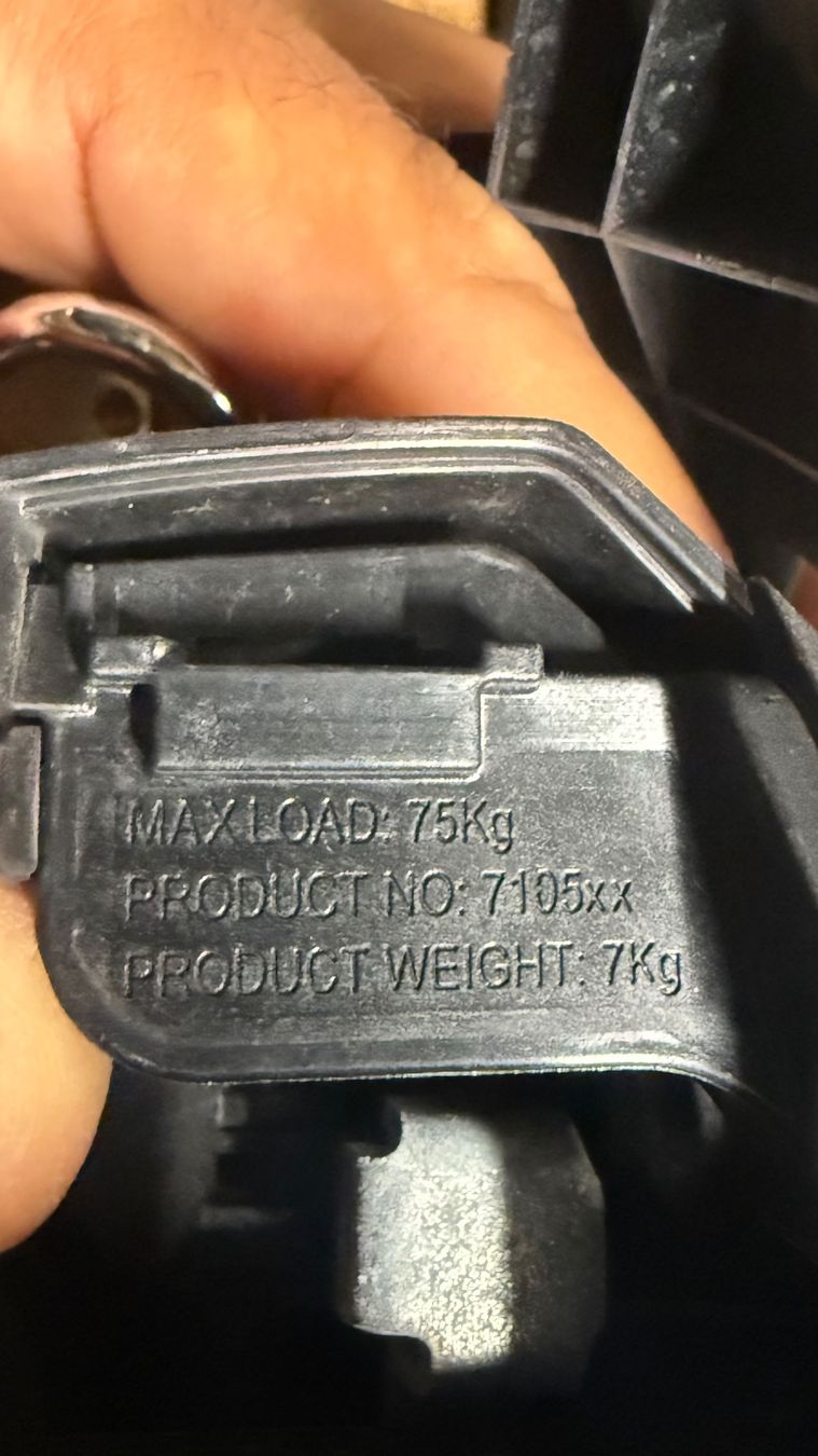 Thule Portapacchi: Thule dach Träger – Usato da Riehen venduto da K58 7